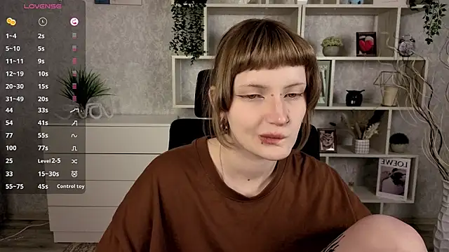 EchoBloom online show from October 31, 2025, 10:45 am