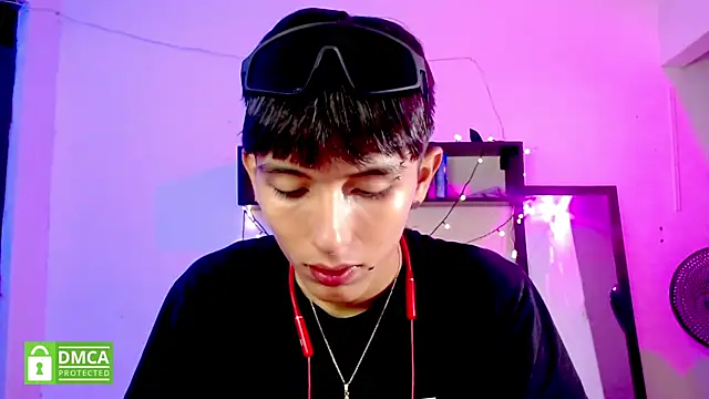 Snapshot of MAXIMILIANO__HOT chatting on October 15, 2025, 2:58 pm MAXIMILIANO HOT online show from October 15, 2025, 2:58 pm