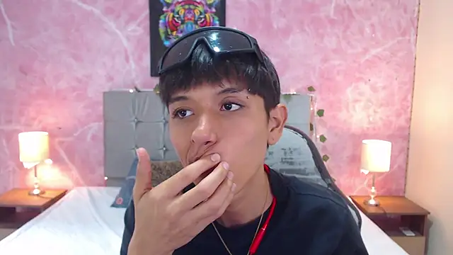 Snapshot of MAXIMILIANO__HOT chatting on September 18, 2025, 6:11 pm MAXIMILIANO HOT online show from September 18, 2025, 6:11 pm