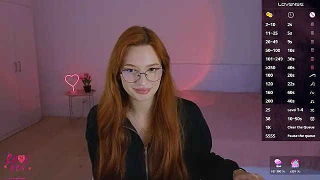 Snapshot of CuteAriel7 chatting on October 15, 2025, 3:31 pm CuteAriel7 online show from October 15, 2025, 3:31 pm