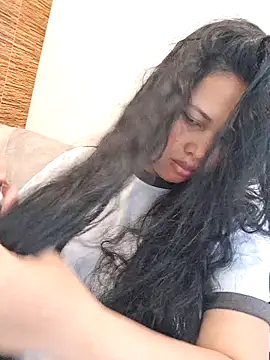 Snapshot of Alessandraa- chatting on February 1, 2026, 10:19 pm Alessandraa- online show from February 1, 2026, 10:19 pm