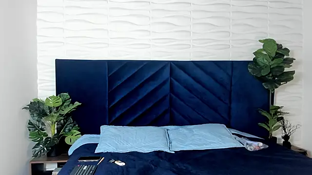 MrJustin  online show from November 27, 2025, 7:47 pm