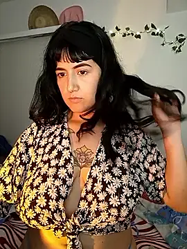 Snapshot of Jinx__x chatting on November 10, 2025, 3:11 am Jinx x online show from November 10, 2025, 3:11 am