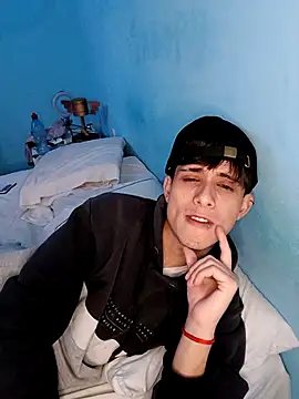 Snapshot of matiatr1112 chatting on November 13, 2025, 5:44 am matiatr1112 online show from November 13, 2025, 5:44 am