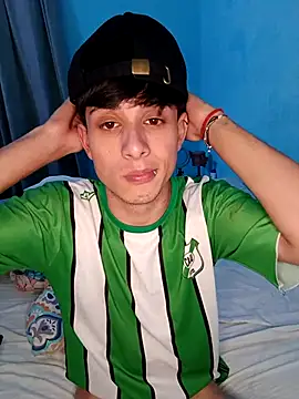 Snapshot of matiatr1112 chatting on November 9, 2025, 11:42 pm matiatr1112 online show from November 9, 2025, 11:42 pm