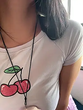 Mia salinass online show from February 10, 2026, 5:12 pm