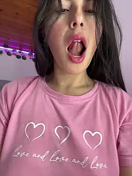 Mia salinass online show from March 13, 2026, 2:38 am