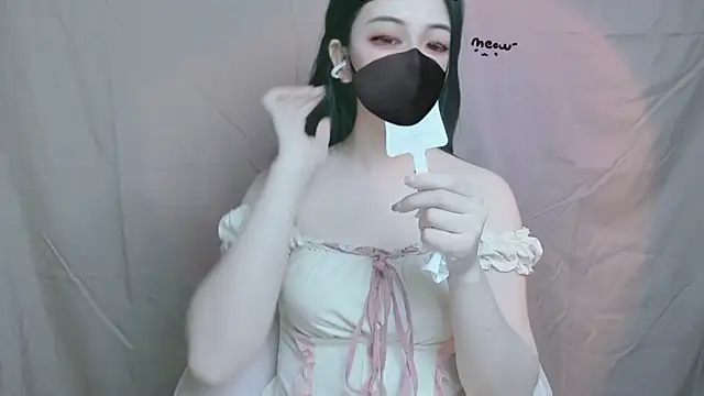 Sparkly Candy online show from January 13, 2026, 4:16 am