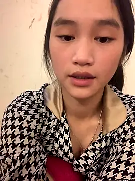 -Lie-06 online show from October 1, 2025, 1:59 pm