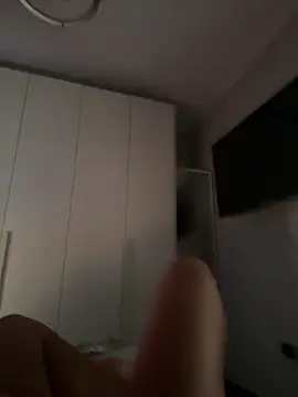 BabyLeopard online show from September 27, 2025, 1:06 pm