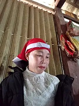 me-cute online show from November 13, 2025, 1:42 am