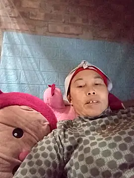 me-cute online show from November 23, 2025, 1:32 pm