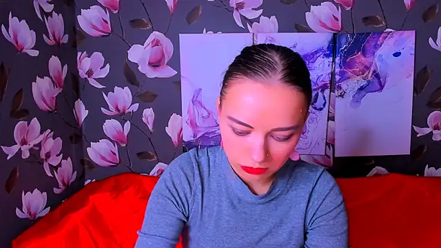 Snapshot of Bloom_evl chatting on October 3, 2025, 8:10 pm Bloom evl online show from October 3, 2025, 8:10 pm
