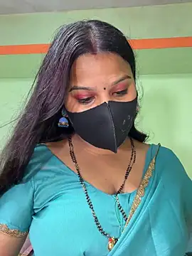 Snapshot of Shneeha_le chatting on February 16, 2026, 4:38 pm Shneeha le online show from February 16, 2026, 4:38 pm