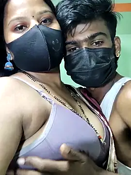 Snapshot of Shneeha_le chatting on January 31, 2026, 7:34 pm Shneeha le online show from January 31, 2026, 7:34 pm