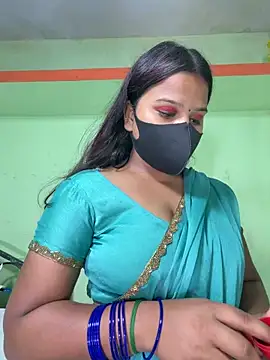 Snapshot of Shneeha_le chatting on February 25, 2026, 5:13 pm Shneeha le online show from February 25, 2026, 5:13 pm