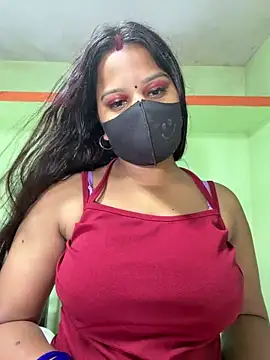 Snapshot of Shneeha_le chatting on March 1, 2026, 5:35 pm Shneeha le online show from March 1, 2026, 5:35 pm