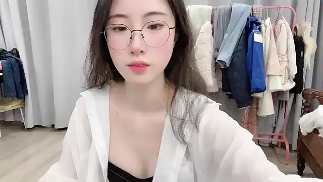 Snapshot of Freya7777 chatting on November 30, 2025, 2:07 pm Freya7777 online show from November 30, 2025, 2:07 pm