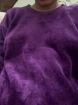 Snapshot of HeerStd chatting on December 16, 2025, 8:29 am HeerStd online show from December 16, 2025, 8:29 am