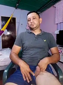 arnaldof50 online show from September 10, 2025, 2:21 am