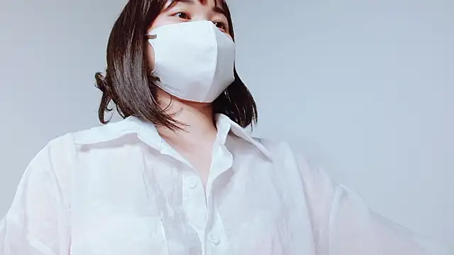 Snapshot of Zinzin_chan chatting on October 1, 2025, 5:23 am Zinzin chan online show from October 1, 2025, 5:23 am