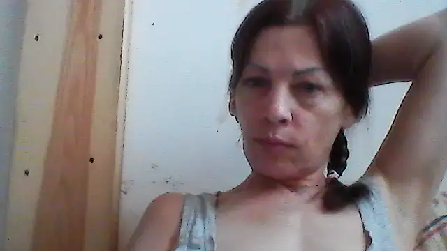 Snapshot of Milana38 chatting on July 2, 2026, 2:23 pm Milana38 online show from July 2, 2026, 2:23 pm