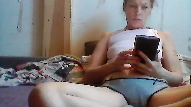 Snapshot of Milana38 chatting on July 1, 2026, 8:47 am Milana38 online show from July 1, 2026, 8:47 am