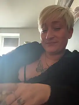 Rozendefotz online show from February 10, 2026, 8:57 am