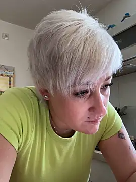 Rozendefotz online show from March 19, 2026, 6:57 am