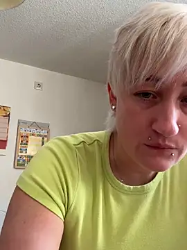 Rozendefotz online show from March 10, 2026, 7:56 am