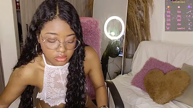 Snapshot of Gianellaarittza chatting on September 15, 2025, 5:13 pm Gianellaarittza online show from September 15, 2025, 5:13 pm