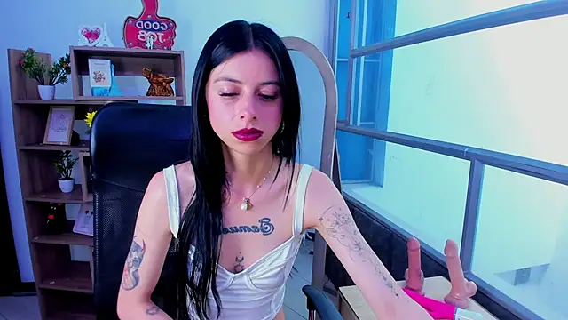 Dulce Miaa  online show from December 4, 2025, 4:39 pm