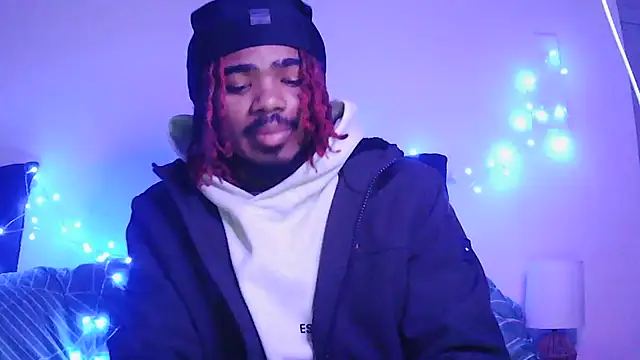 risktakinndolo online show from November 19, 2025, 2:22 am