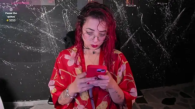 Snapshot of RoxanneStorm_ chatting on February 14, 2026, 12:27 pm RoxanneStorm online show from February 14, 2026, 12:27 pm