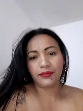Snapshot of agatha_sluttylatina chatting on February 16, 2026, 8:13 am agatha sluttylatina online show from February 16, 2026, 8:13 am