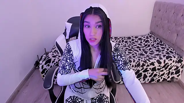 megaan cb online show from October 31, 2025, 1:08 pm