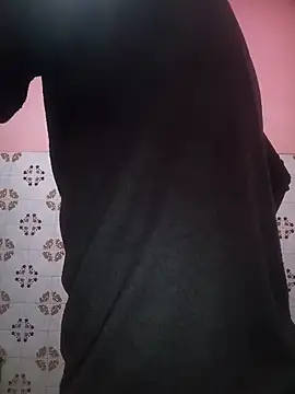 boy arabe 20 online show from February 21, 2026, 12:23 am