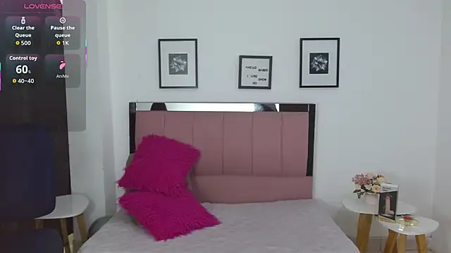 Snapshot of SammySmall_F_w chatting on February 5, 2026, 10:05 pm SammySmall F w online show from February 5, 2026, 10:05 pm