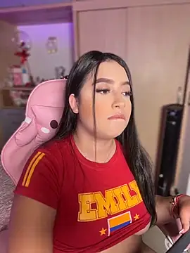 Emiily Moore1 online show from April 14, 2026, 10:04 pm