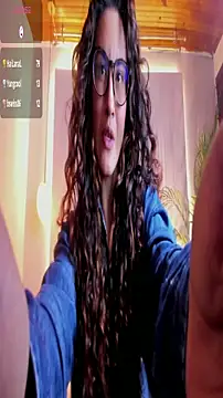 MeridaFox  online show from November 10, 2025, 6:24 pm