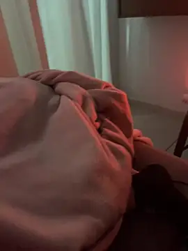 CaboMal online show from October 8, 2025, 1:40 am