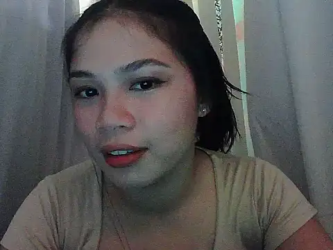 Snapshot of Zachariah_05 chatting on February 8, 2026, 6:33 am Zachariah 05 online show from February 8, 2026, 6:33 am