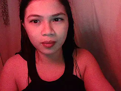 Snapshot of Zachariah_05 chatting on December 14, 2025, 12:00 pm Zachariah 05 online show from December 14, 2025, 12:00 pm