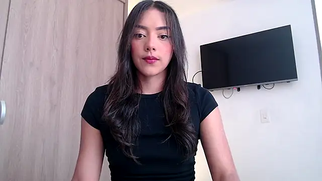 WendySuns  online show from November 21, 2025, 7:02 pm