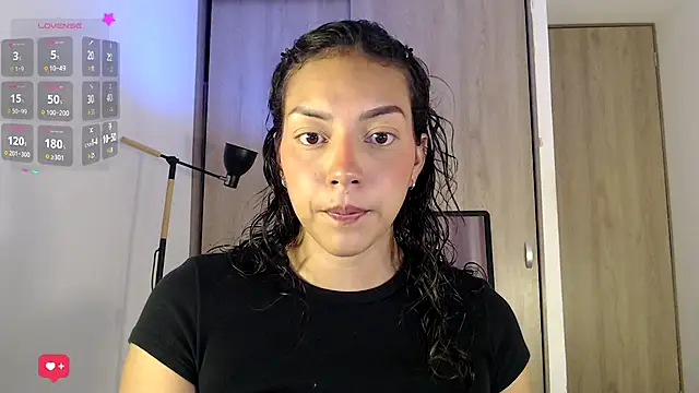 Snapshot of WendySuns_ chatting on October 18, 2025, 1:07 am WendySuns online show from October 18, 2025, 1:07 am