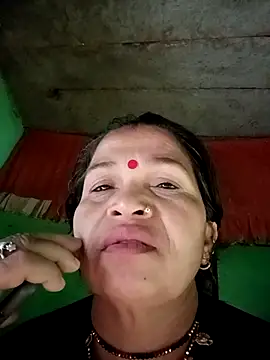 Manavi x online show from February 13, 2026, 2:22 am