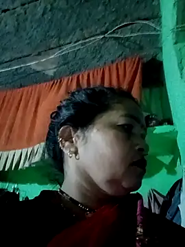 Manavi x online show from February 11, 2026, 11:48 pm