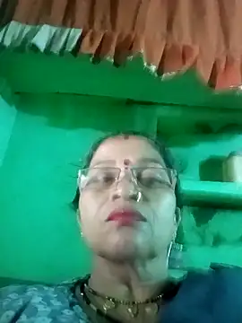 Manavi x online show from October 8, 2025, 9:00 am