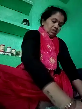 Manavi x online show from April 8, 2026, 2:46 am