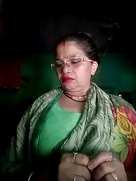 Manavi x online show from October 9, 2025, 10:27 am